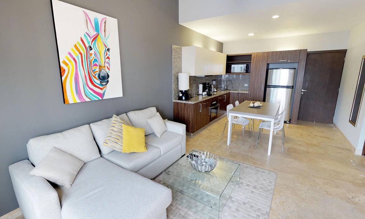 Gonzalo Guerrero Apartment | 1 Bedroom * HighSpeedConnection* Downtown quite & safe-5th ave steps away