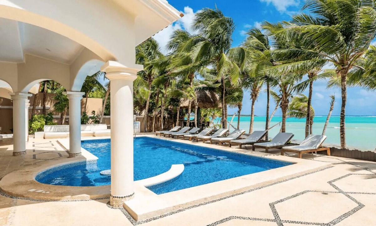 Soliman Bay House | 10-bedroom Beachfront Hacienda for 24 guests Soliman Bay