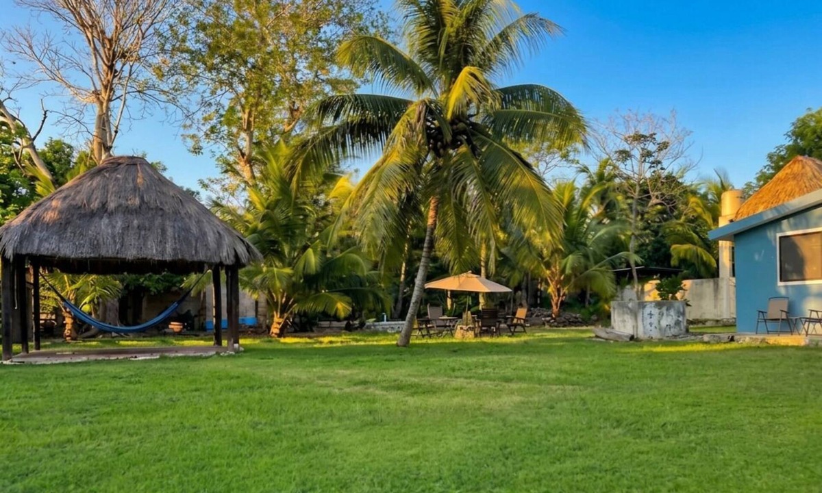 Xul-Ha House | "1200 m² Bacalar: Laguna a Pasos, Pet Friendly"
