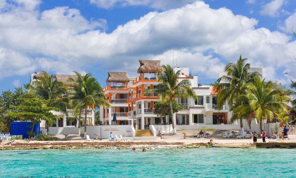 Cozumel Condo | 141 FIVE STAR REVIEWS! On the beach! Daily cleaning!