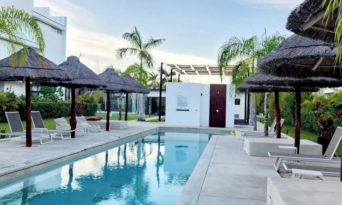 Akumal House | 2bd Tulum Country Club/PGA golf/Mid term/grocery