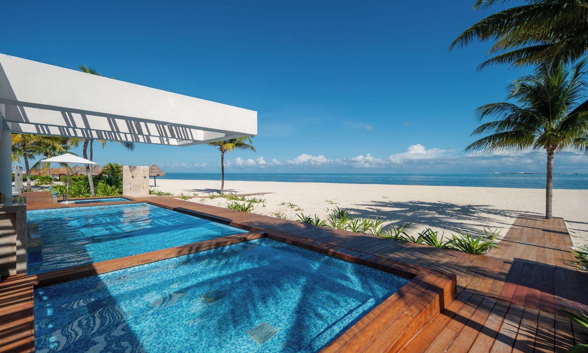 Playa Mujeres Apartment | 2BR Garden House - Premium Beach - La Amada Cancun