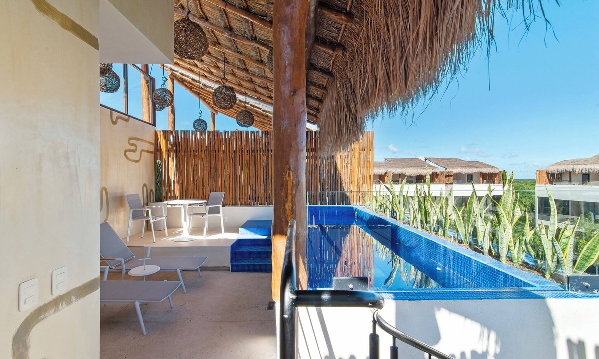 Playa Paraiso Apartment | 2BR Penthouse | Terrace & Plunge Pool | Casago