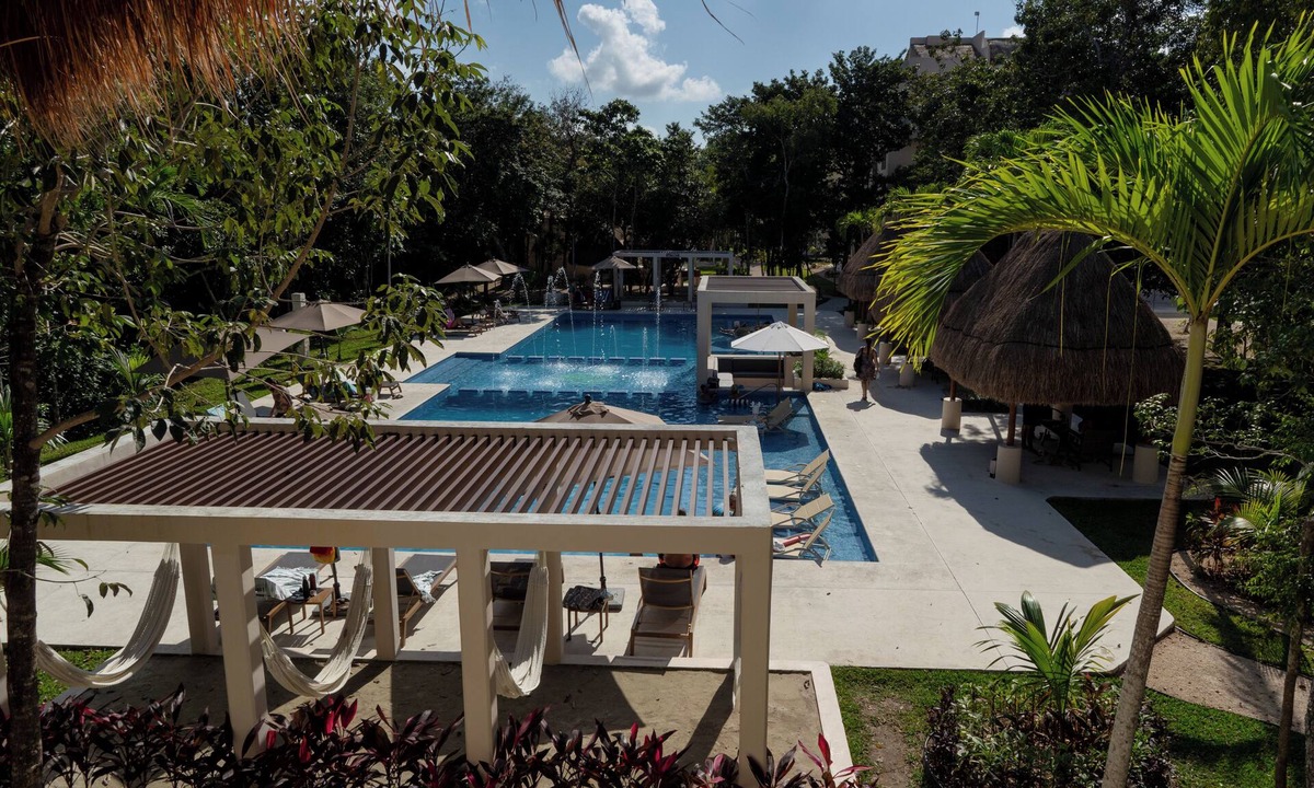 Puerto Morelos Condo | 2pools-long stays-family friendly-remote work-relax-peaceful -puerto Morelos