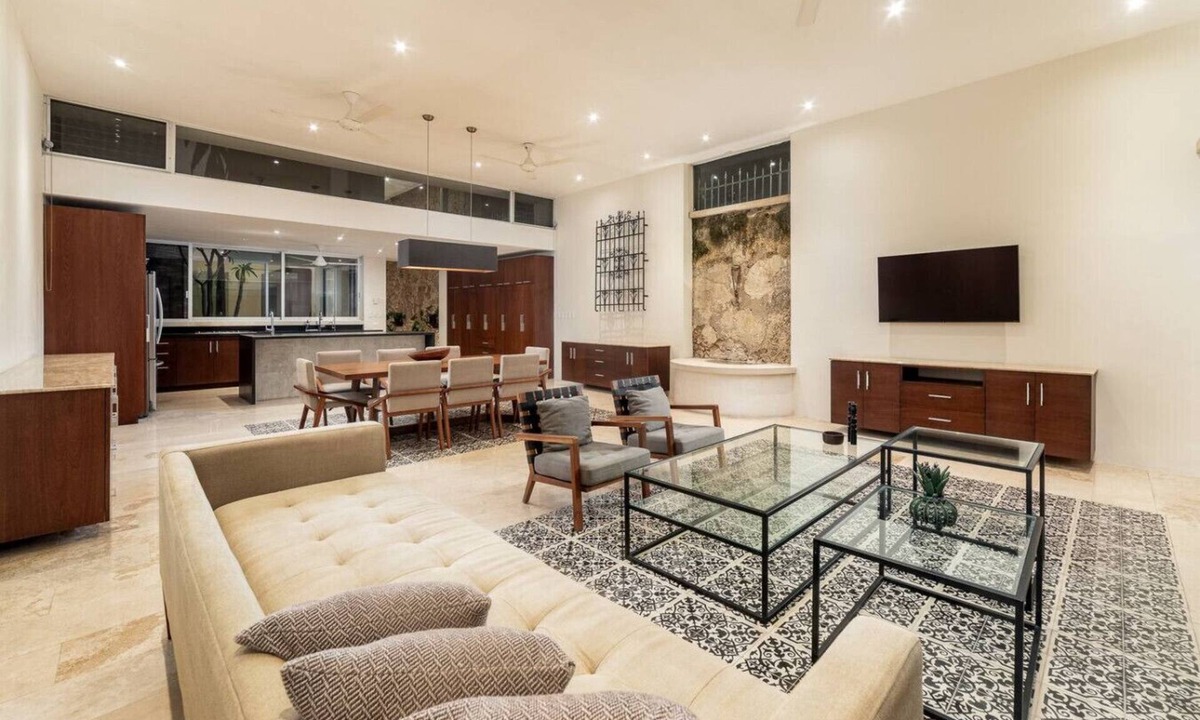 Zona Paseo Montejo House | 3 bedroom Oasis 1 block from Paseo Montejo