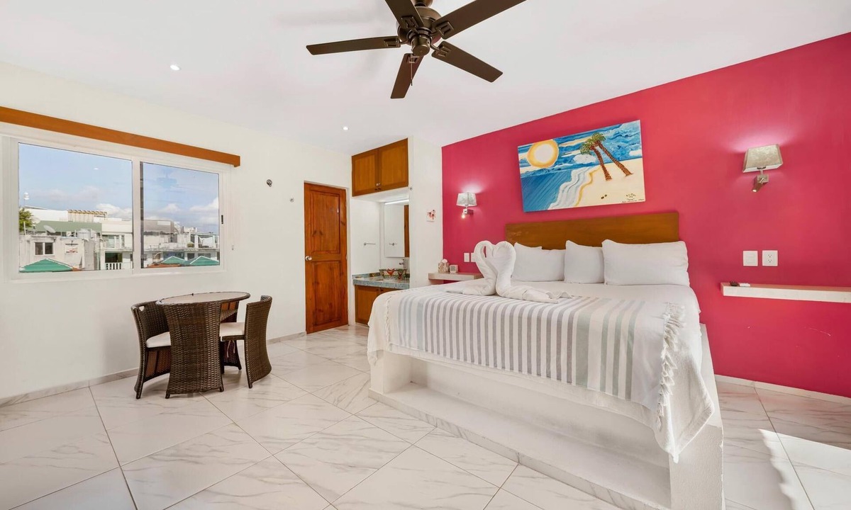 Centro - Supmza 001 Apartment | 3 private studios downtown with rooftop outdoor soaking tub