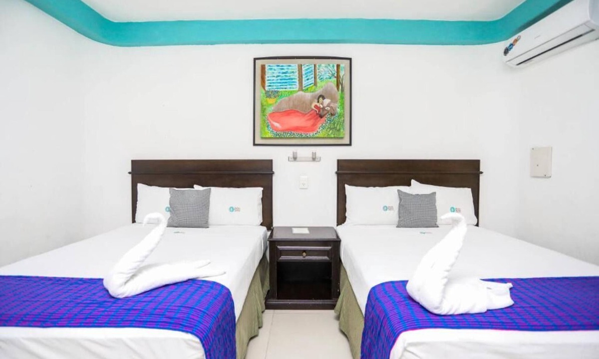 Avenida Tulum Hotel | 3 Vibrant Rooms Perfect for Budget Travelers | Free Parking Included