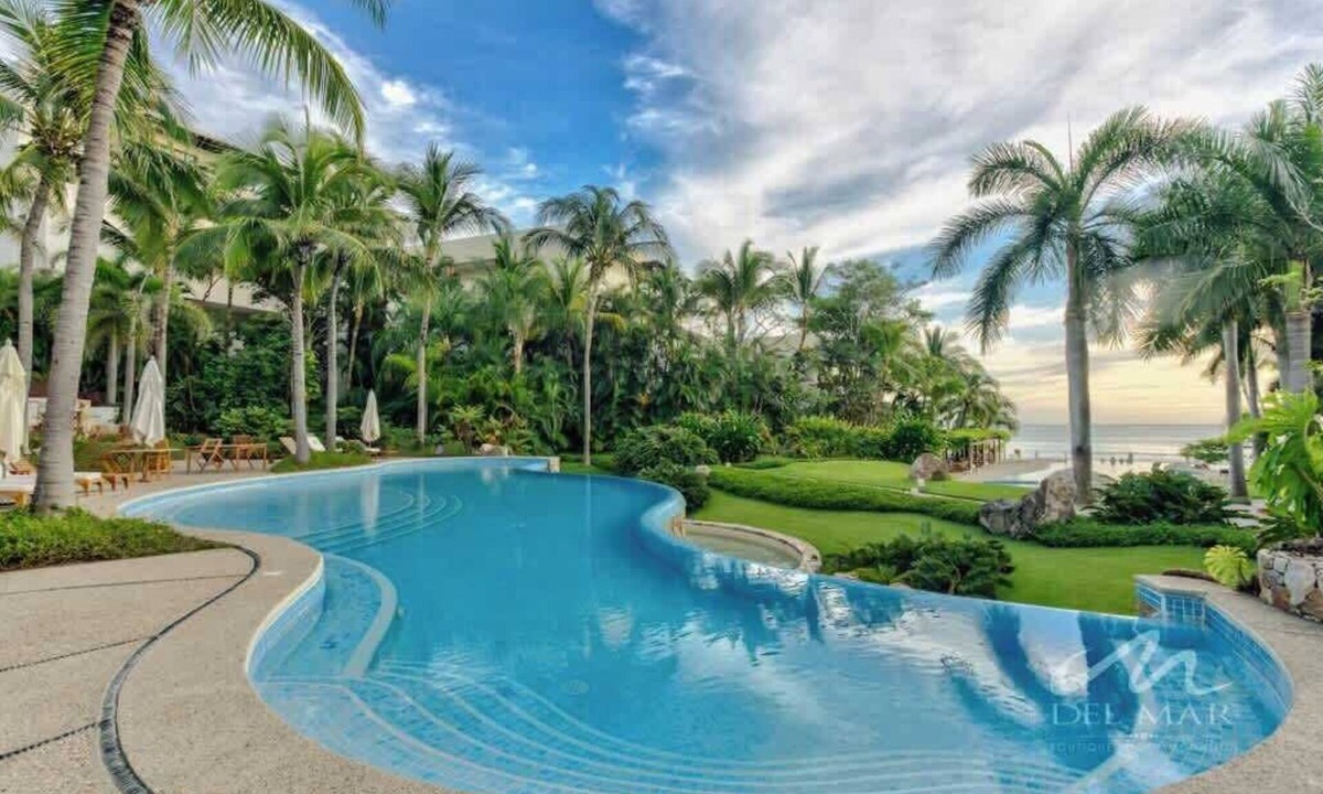 Punta de Mita Condo | 3BR beach condo - pool, shore access & bay views