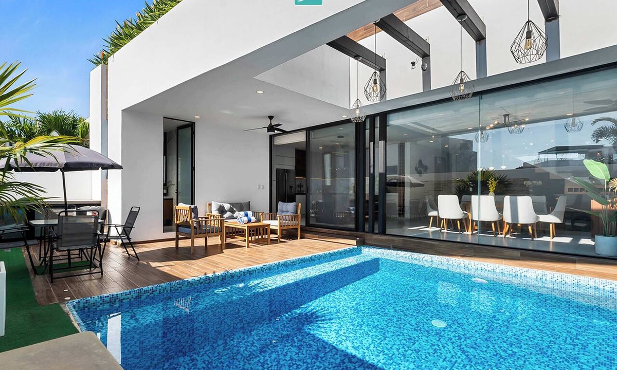 La Cruz de Huanacaxtle Villa | 3BR Family Villa: Rooftop Pool + Beach Club