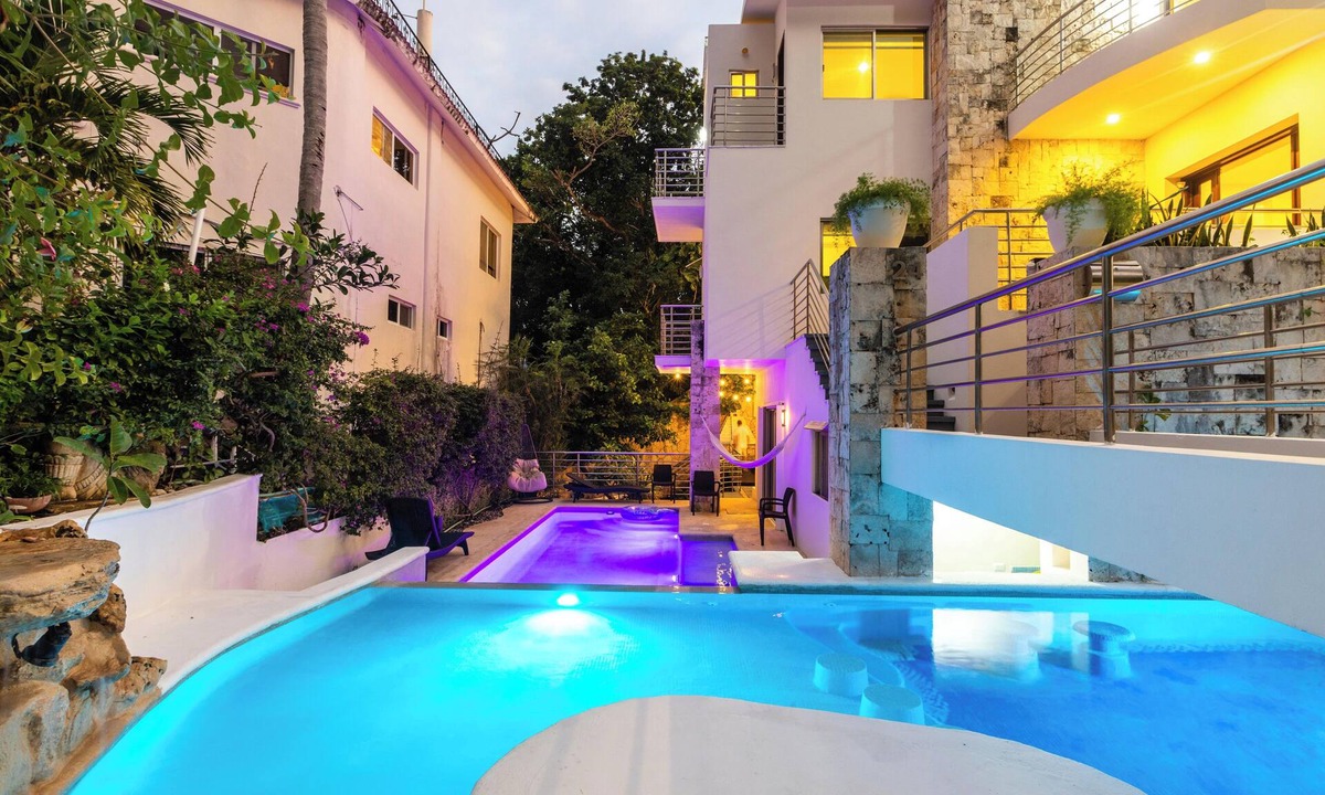 Playacar Villa | 5 bedroom luxury villa in Playacar. 2 minutes from the beach, Heated pool