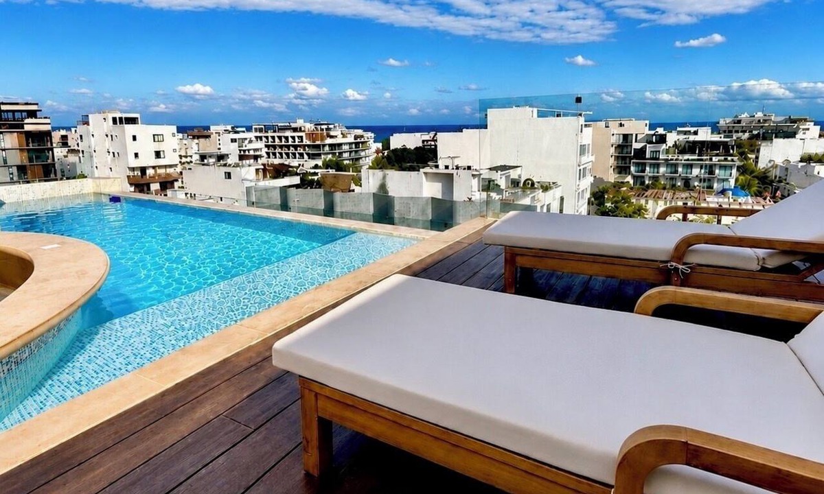 Zazil-ha Condo | Amazing Location Walk to Coco Beach & 5th Ave Rooftop Pool