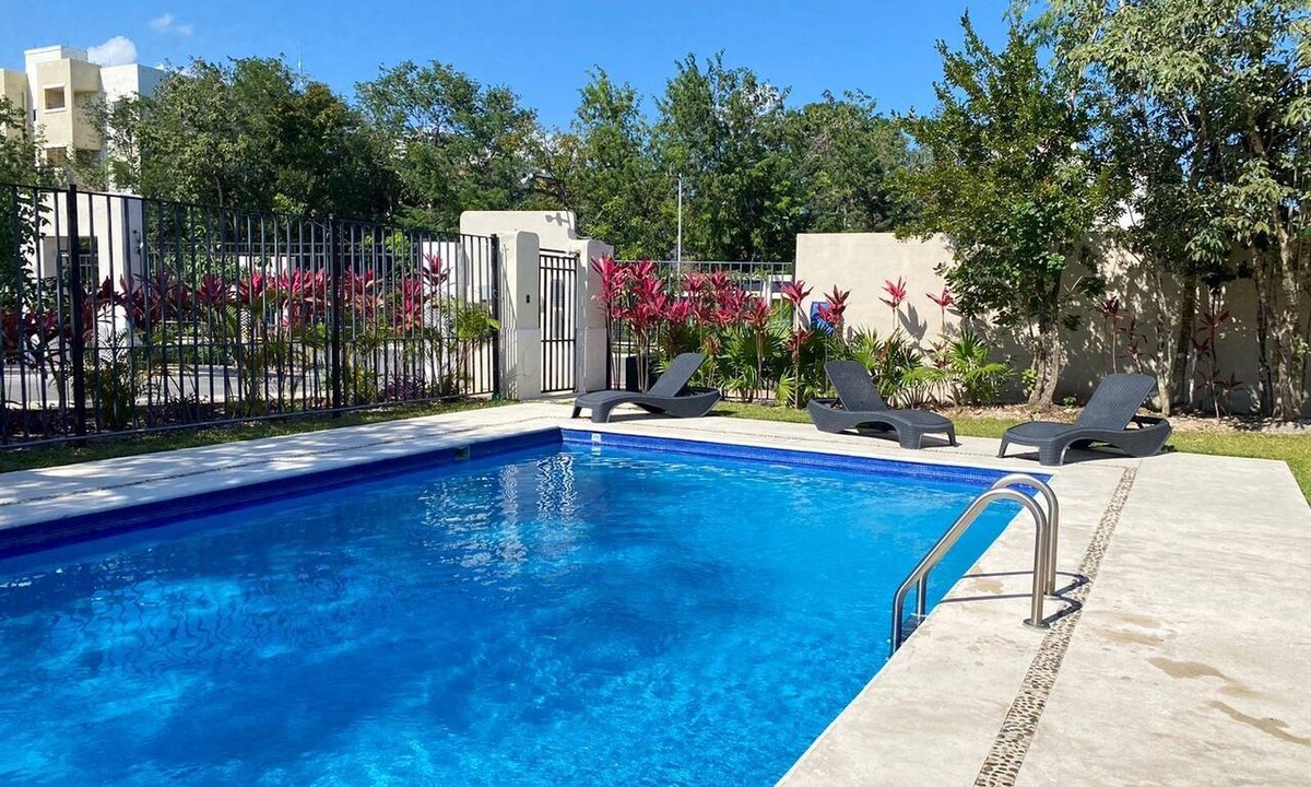 Villa Juarez Apartment | Apartment in the Mayakoba area for 8 people, including a SUV, for 7 days