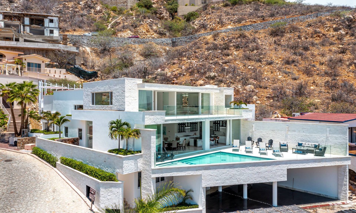 Pedregal Villa | Bayview Villa @ Pedregal Cabo/6 Bedroom 6.5 Bathrooms