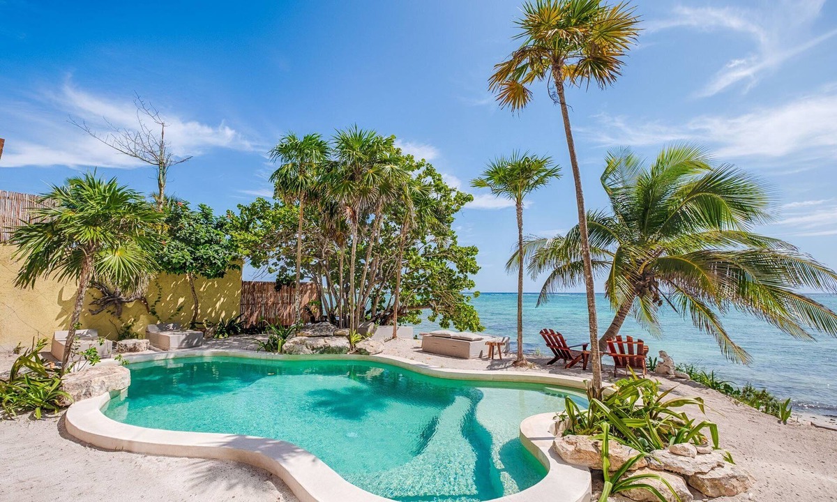 Soliman Bay Condo | Beachfront Luxury Near Tulum, AC, Pool, 3 BR