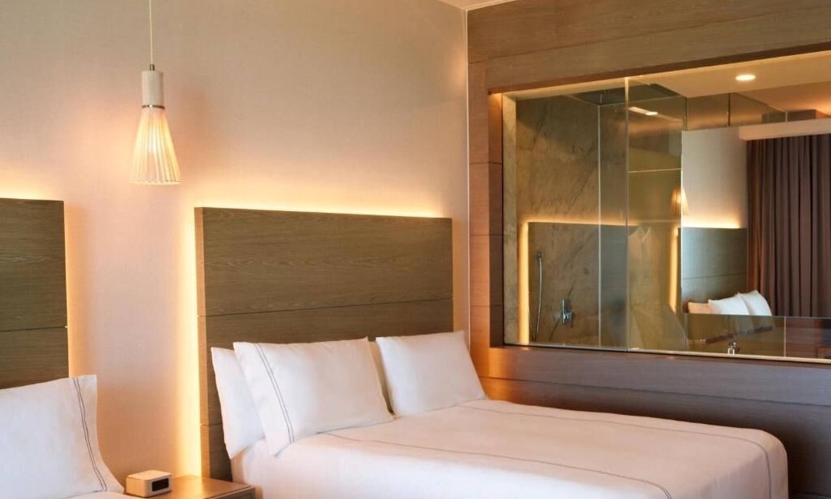 Punta Sam Hotel | Beachfront Paradise with Golf Course and Ocean Views
