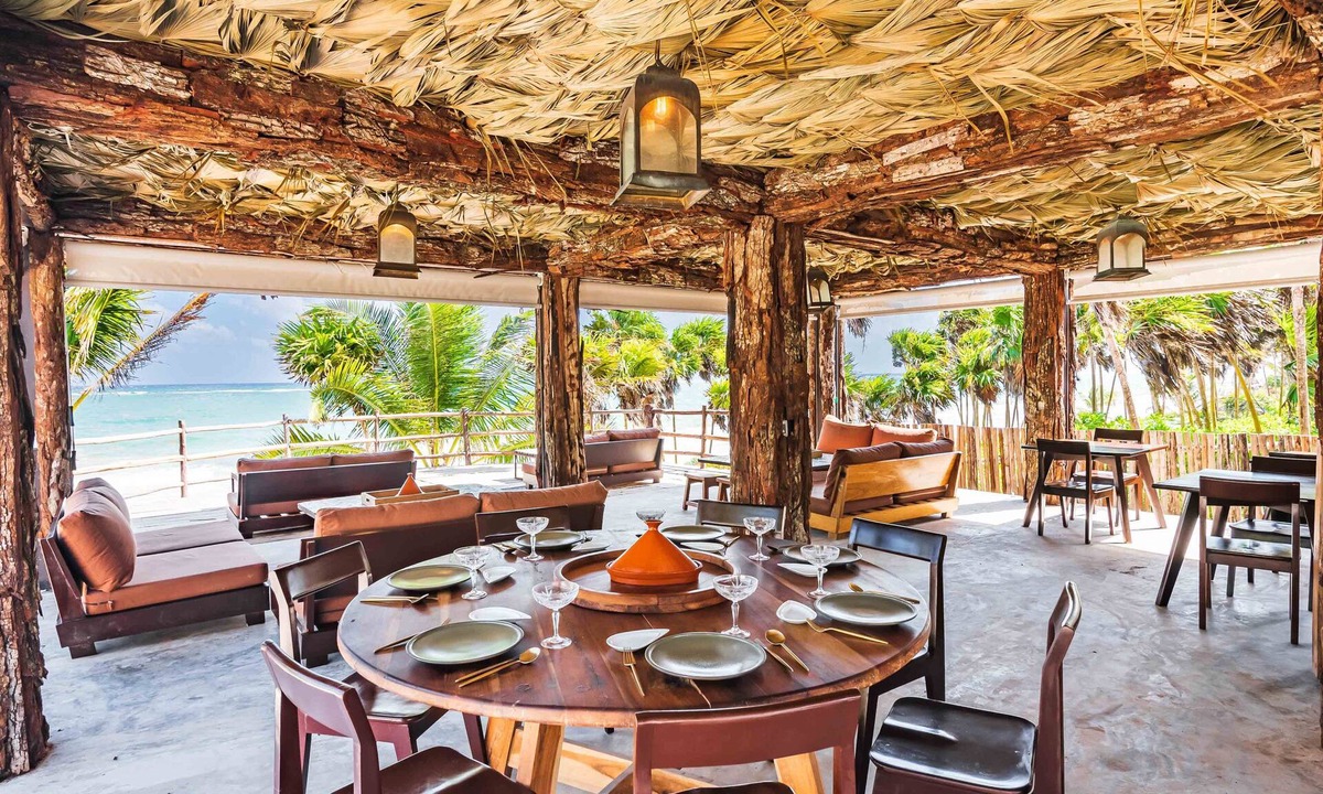 Zona Hotelera House | Beachfront Private Sanctuary with private Chef included