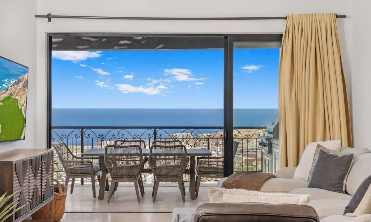 Paraiso Escondido Condo | BEST CONDO IN QUIVIRA. 3BR-3BA PENTHOUSE CORNER UNIT- GOLF CART INCLUDED