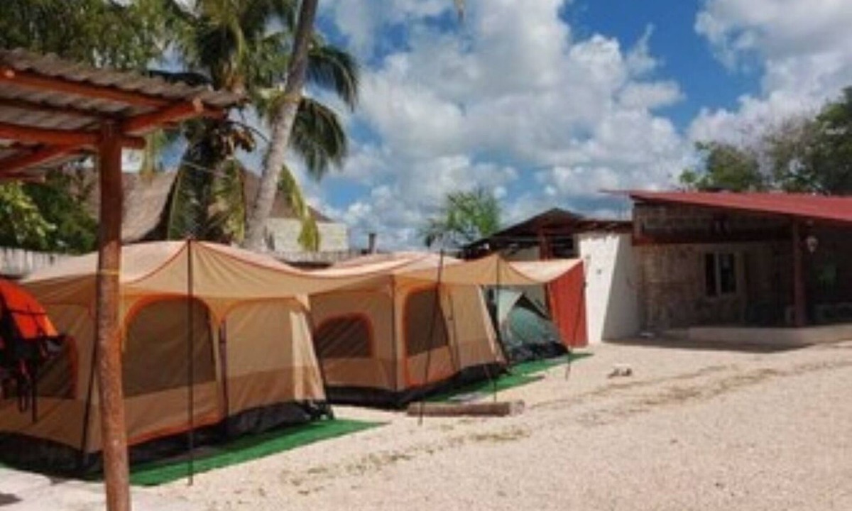 Mario Villanueva Madrid House | Camping Cabin 3