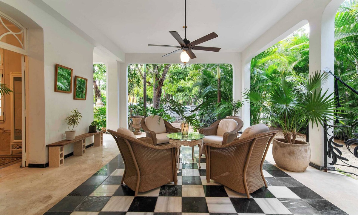 Merida Villa | Casa Damiana: Colonial Charm with Private Pool