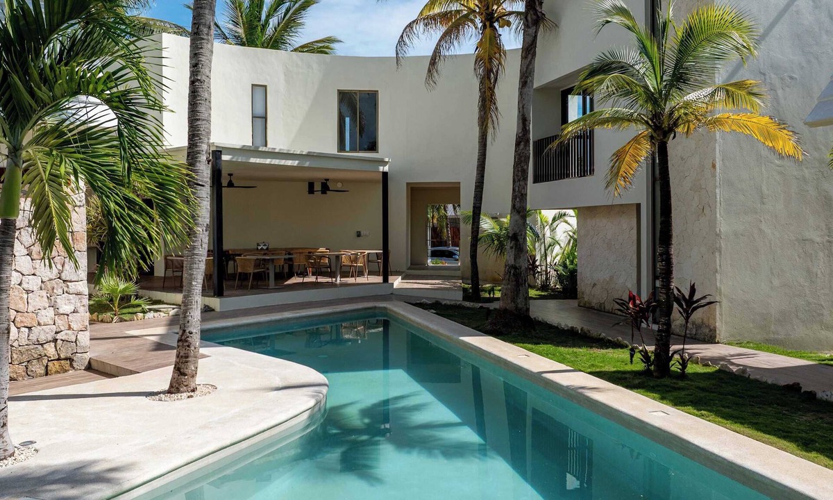 Villa Juarez Apartment | Casa Medusa- Sunny Escape Steps From The Sea