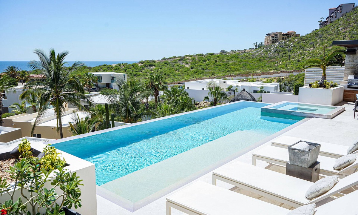 Pedregal House | Casa Texas | Known for fun in Cabo | Bartender, Chef & Maid Included | Brand New
