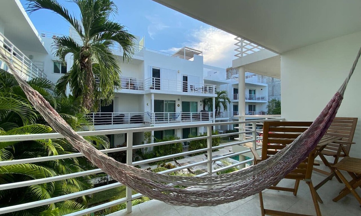 Tohoku Apartment | Charming 2BR Downtown*Pool*Wifi*AC*Balcony*Hammock