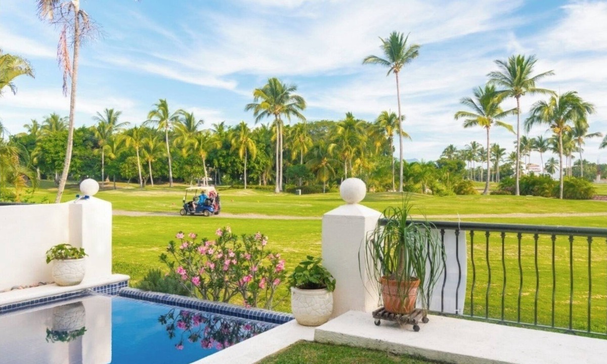 Marina Vallarta House | Charming 7 brm villa in Marina Vallarta , steps from beach+marina+golf !