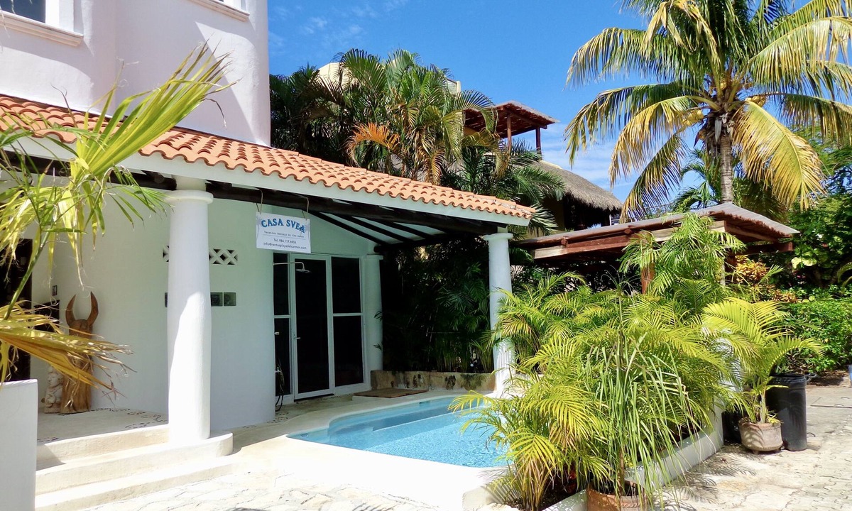 Playacar House | Christmas Deal!Oceanview private pool villa, steps from the beach. 24hs security
