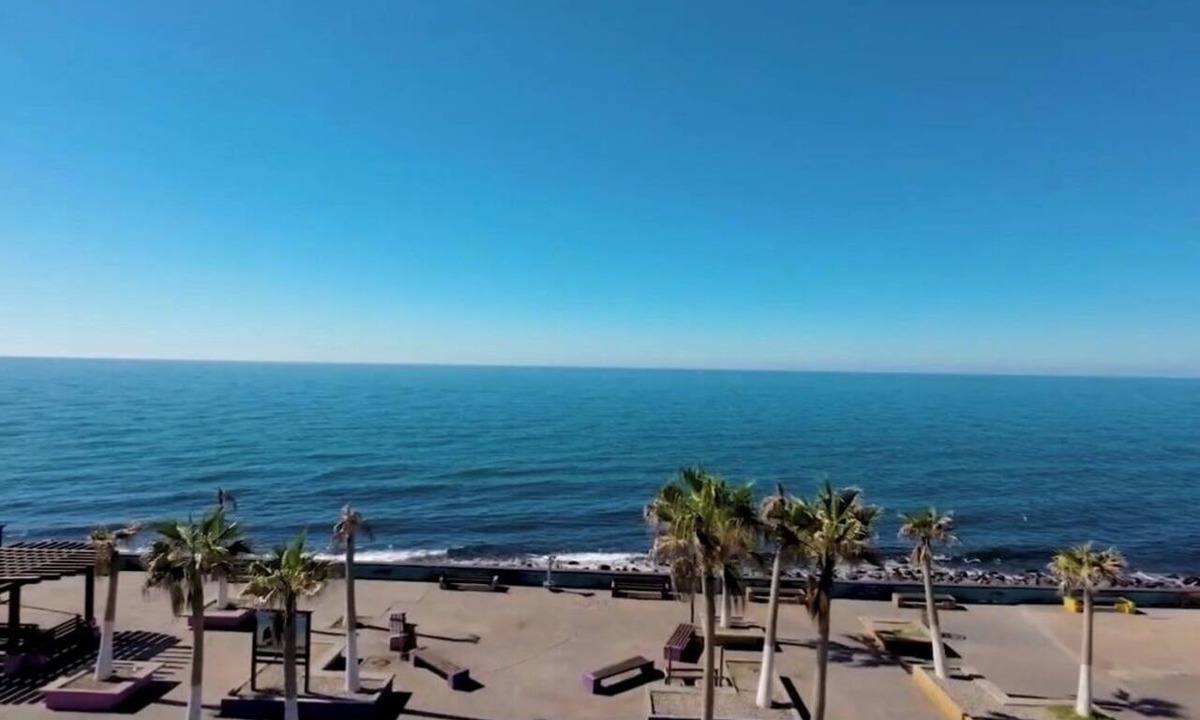 El Puerto Condo | Condo Time Square, Oceanfront, Puerto Penasco. Huge 3 bedrooms 3.5 bathrooms