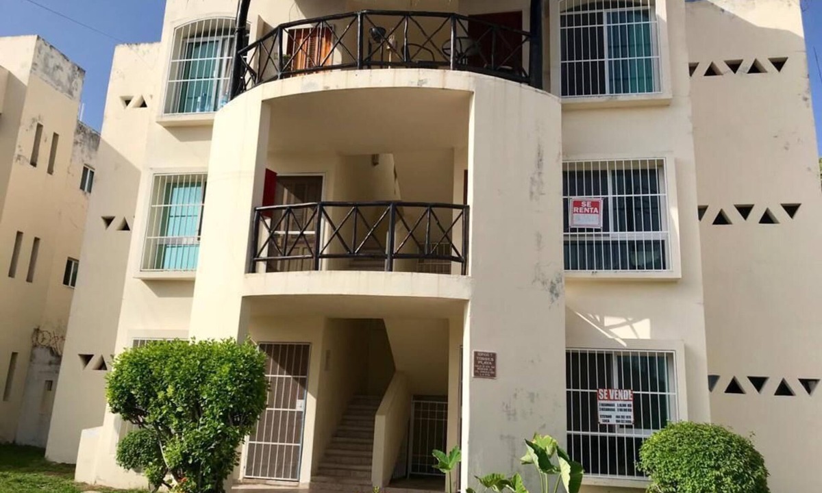 Ejidal Apartment | Cozy downtown appartment for up to 5 - 10 min walking to the beach
