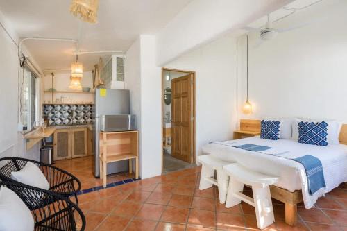 Emiliano Zapata Apartment | Cozy Studio Steps from Beach & Surf
