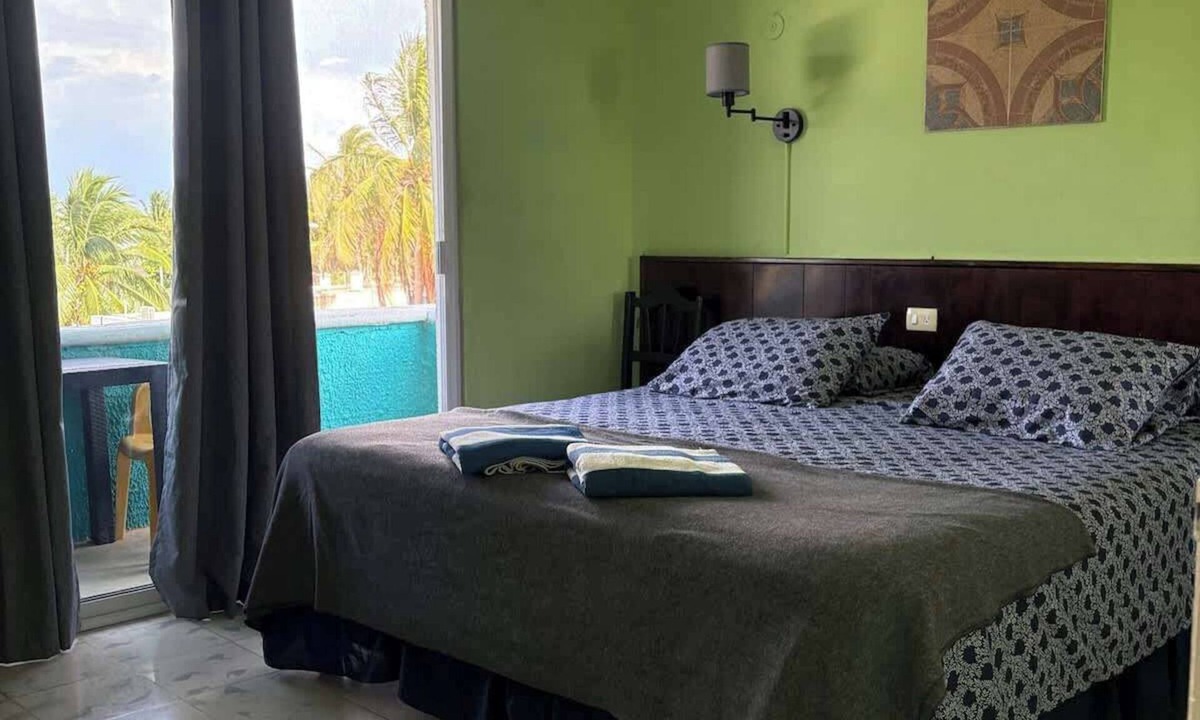 Chelem Apartment | Delightful Beach Time in Chelem!