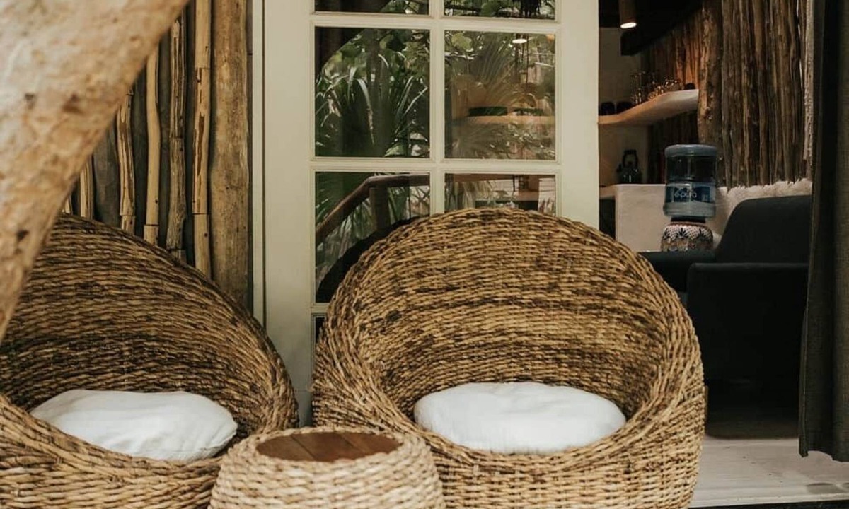 Zona Hotelera House | Eclectic Treehouse - central location on Tulum Beach in the hotel area!