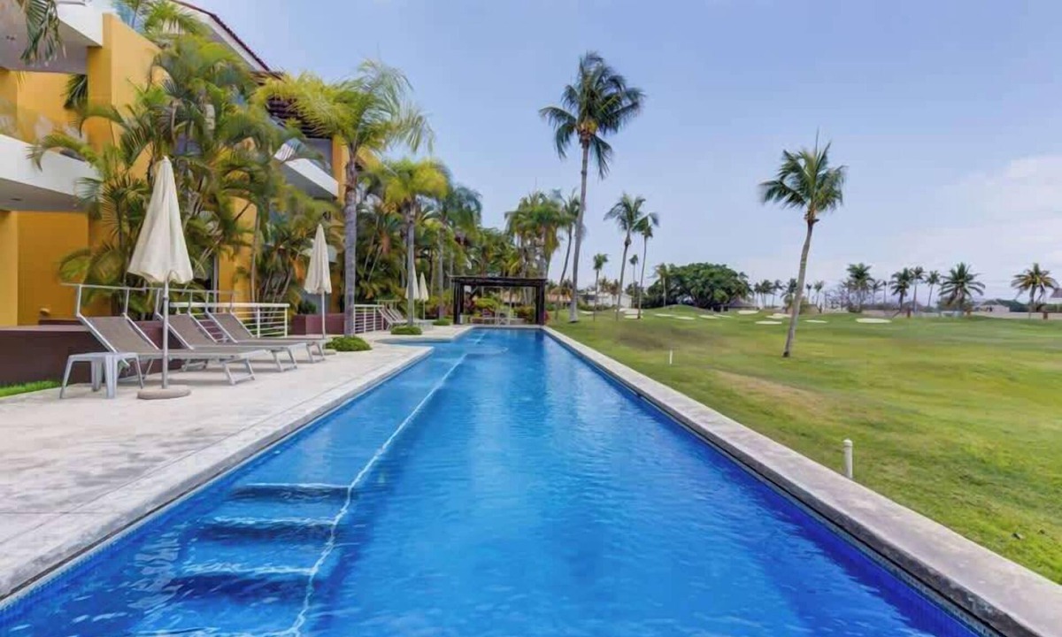 Nuevo Vallarta Condo | El Tigre Deluxe, 2BR, with large terrace, Golf views & BBQ