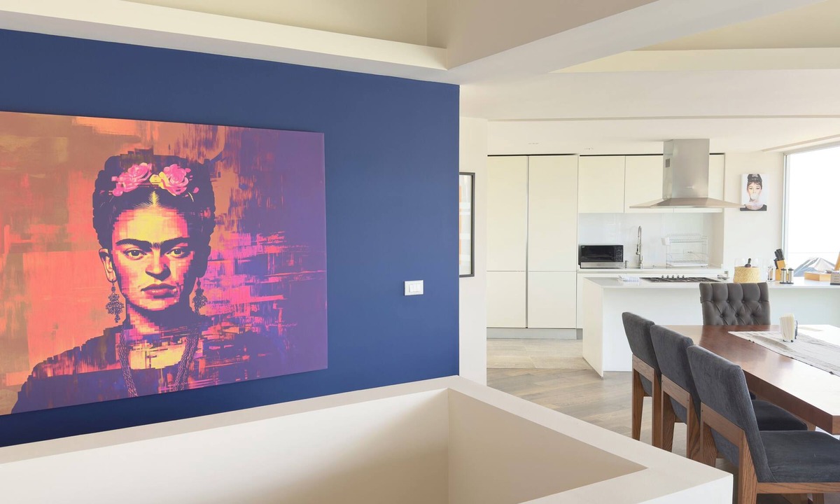 Benito Juarez Apartment | Fabulous 3-bdr 3 full bathrooms, great view, one block from WTC & Pepsi center