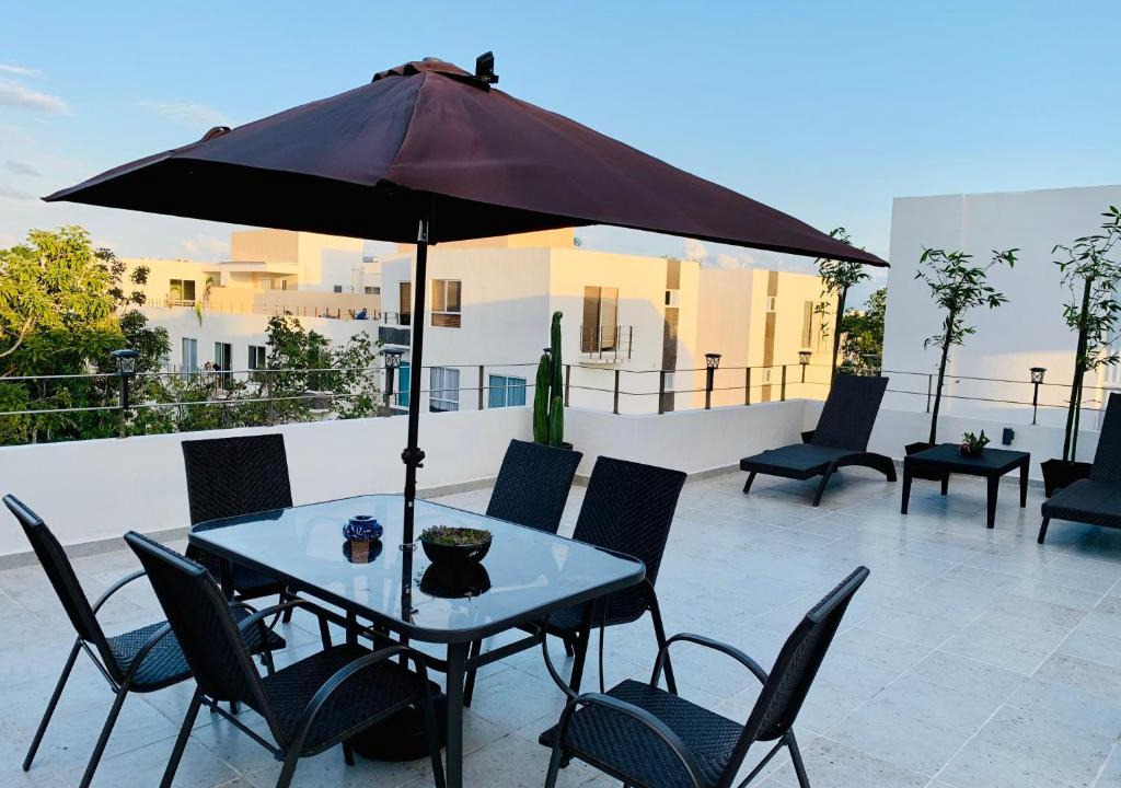 Cancun House | Franks House "Shared House" Apartment