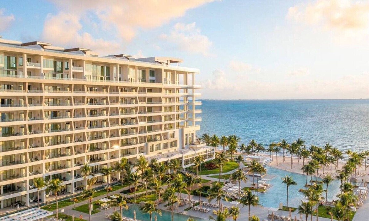 Playa Mujeres Villa | ​[GARZA BLANCA] All-Inclusive Optional/Luxe Oceanfront Beach Resort