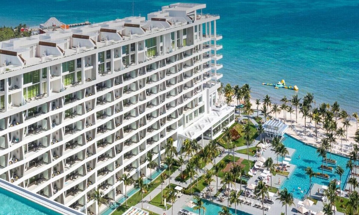 Playa Mujeres Villa | ​[GARZA BLANCA] All-Inclusive Optional/Luxe Oceanfront Beach Resort