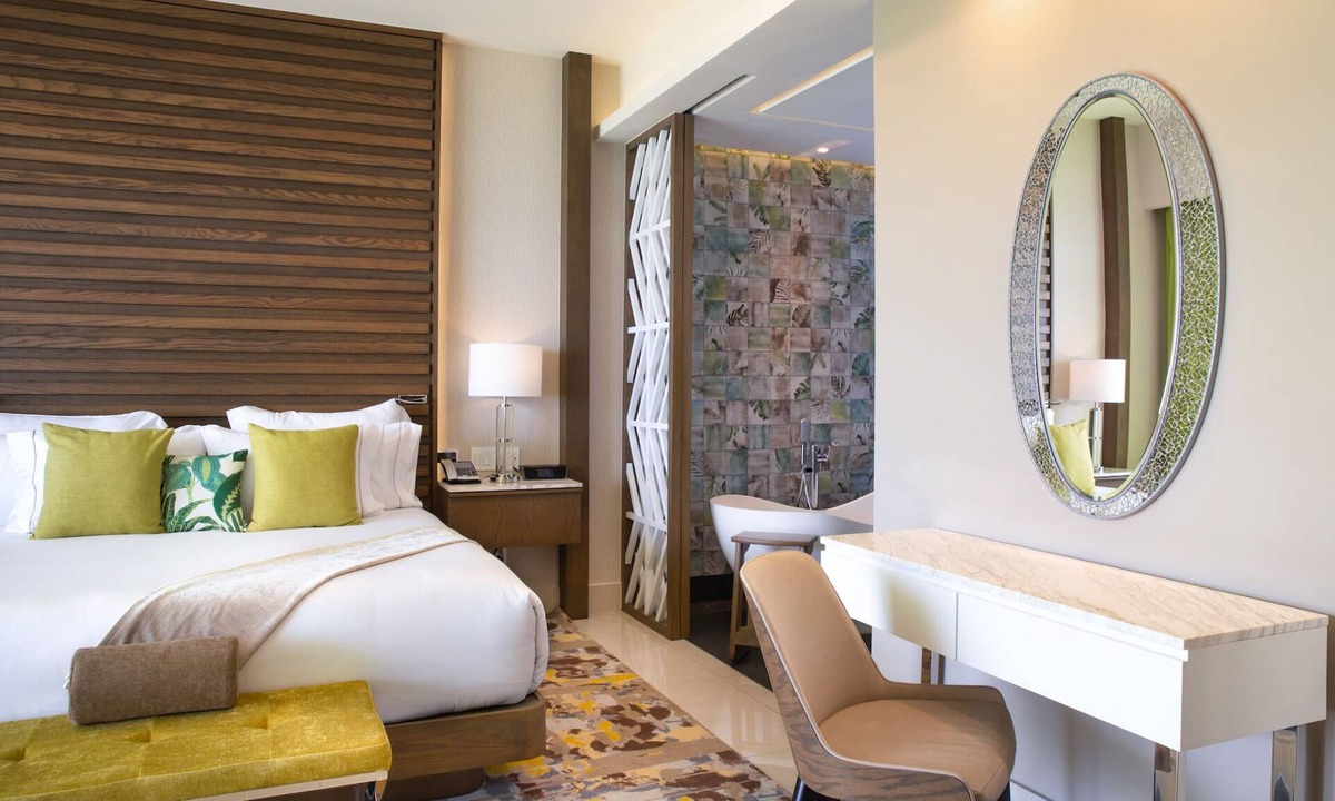 Puerto Juarez Hotel | GARZA BLANCA CANCUN-Perfect 1-bedroom hotel with AC and great amenities