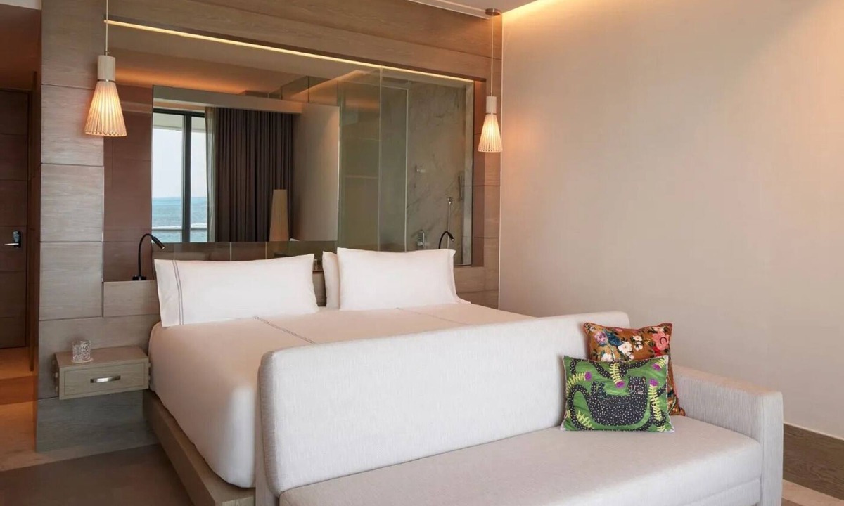 Punta Sam Hotel | Golf and Beach Escape with Spacious Oceanview Suites