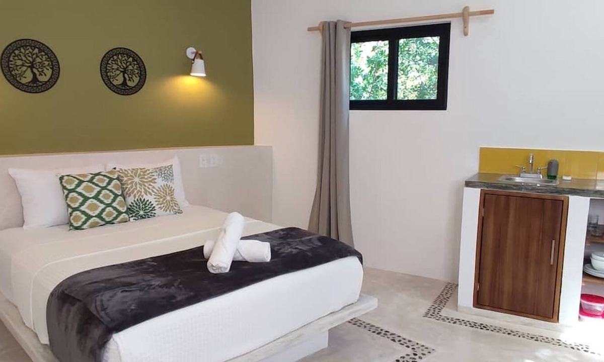 Isla Holbox Apartment | Great Value, Beach 1 block, Mini Kitchen, c7