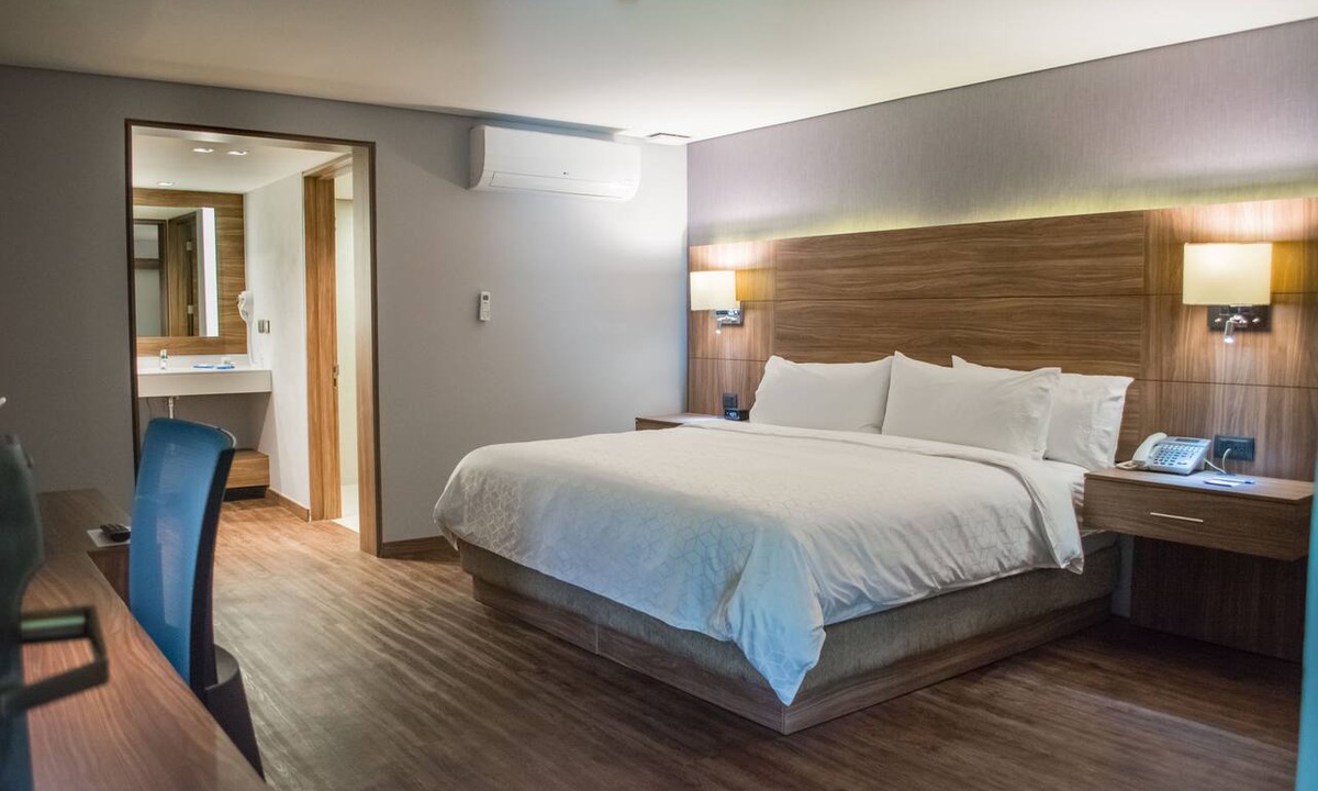 Morelia Hotel | Holiday Inn Express - Morelia by IHG