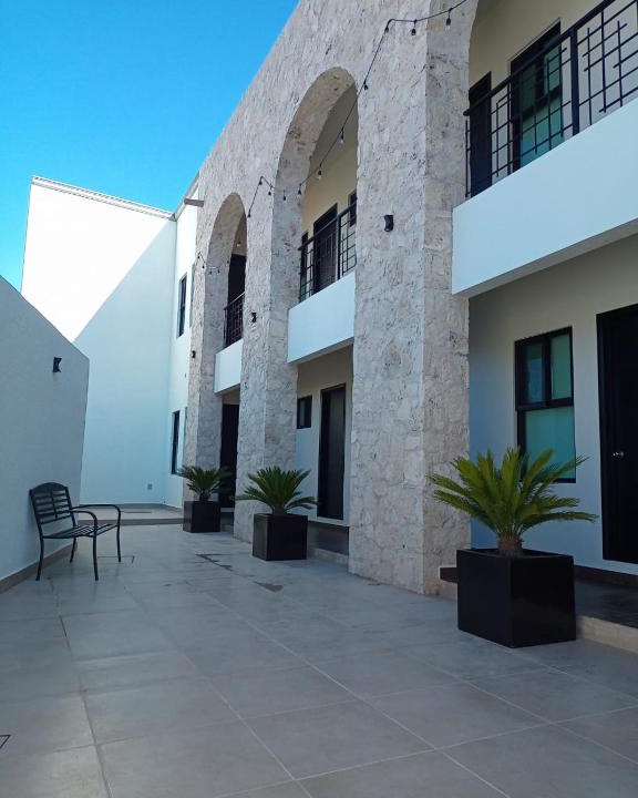 Bernal Hotel | Hotel Blanquita