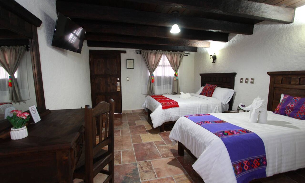 De La Merced Hotel | HOTEL PLAZA SAN CRISTOBAL INN