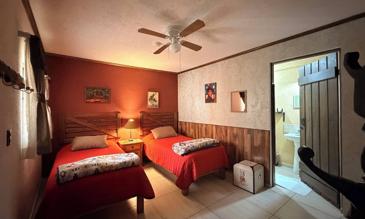 San Juan del Rio Hotel | Hotel West Refugio