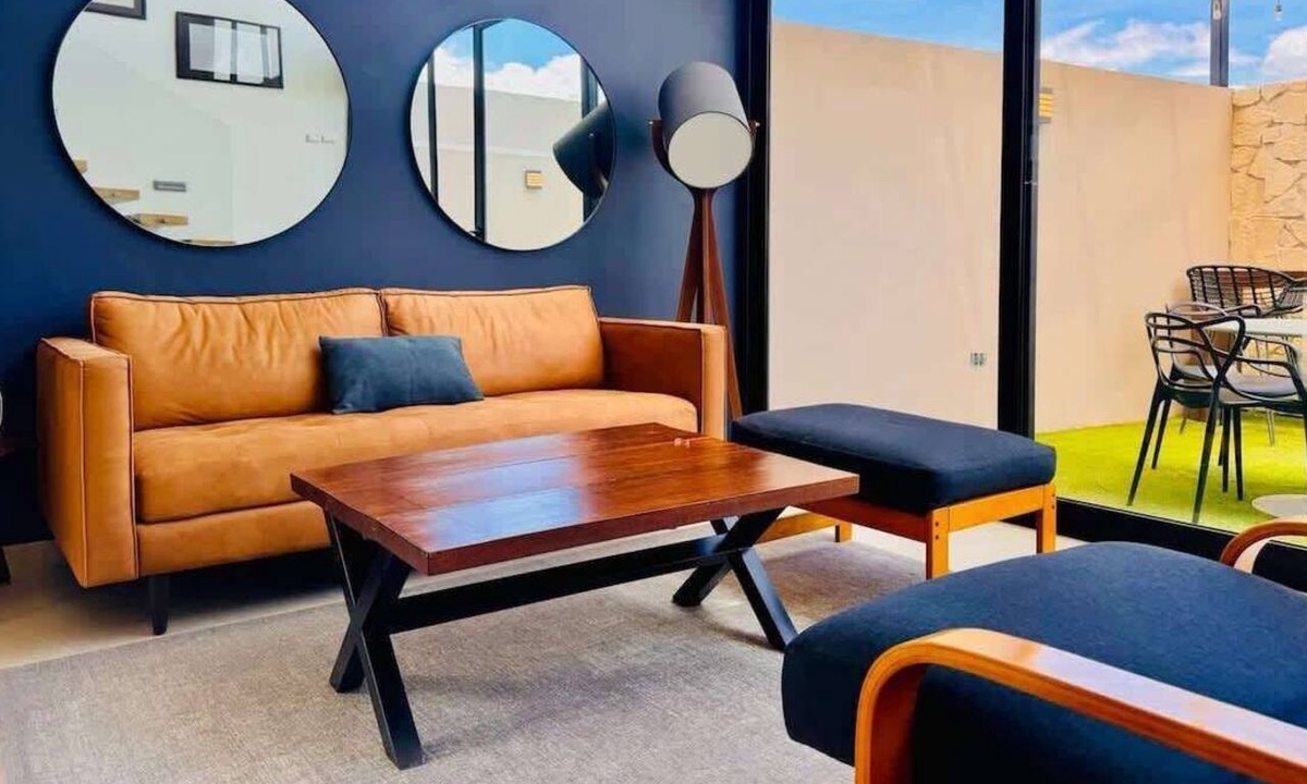 El Marques House | Huma Jacuzzi & Jazz | SISU Homes