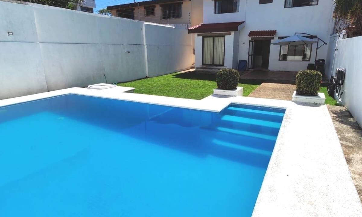 Downtown Cancun House | Incredible house with pool and garden