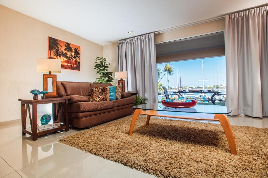 Marina Mazatlan Apartment | Isla Mazatlan Residence Club