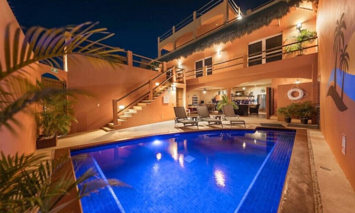 Colonia Meteorologico House | Island HQ - Casa Bella Noche - 4 bedroom , 4 full bath and 2 1/2 bath Villa.