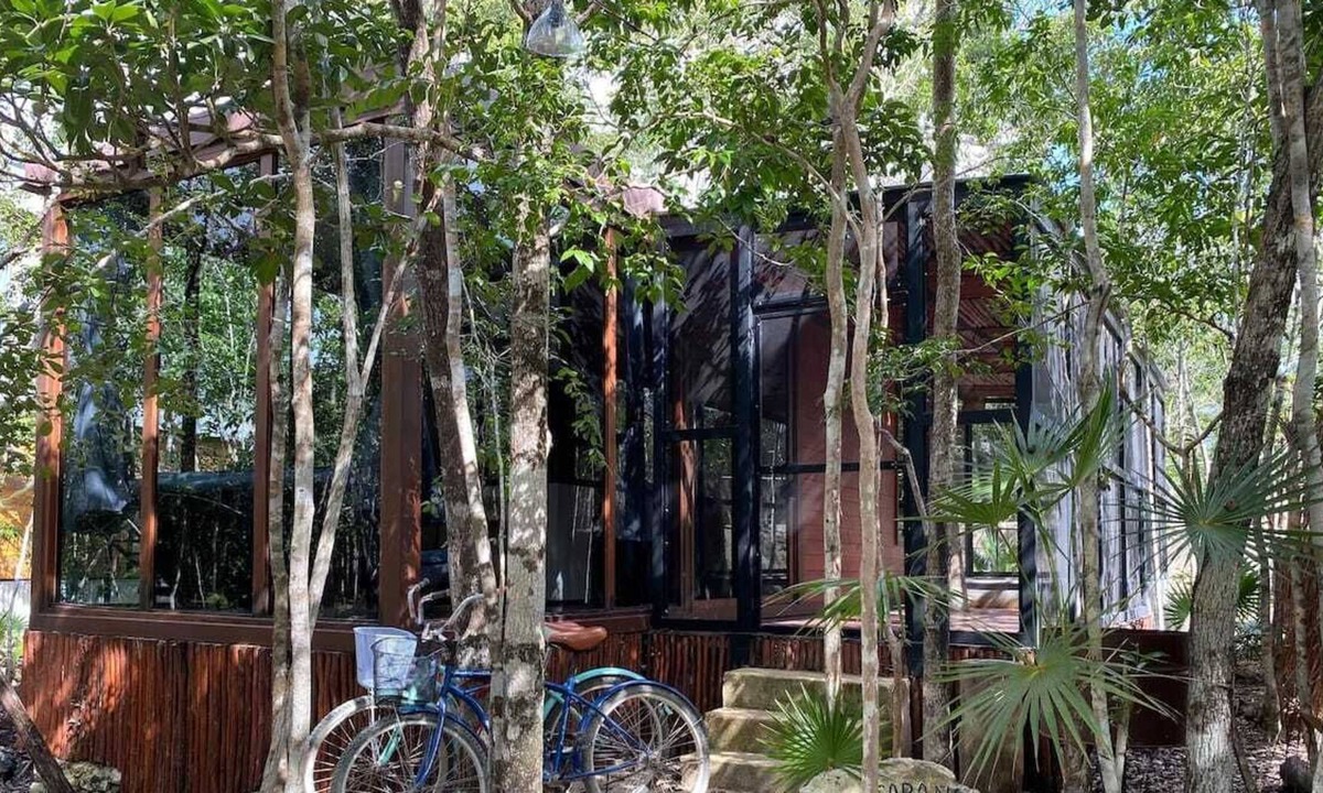 Tulum Cabin | Jungle Cabin, 8 minute drive to Tulum!